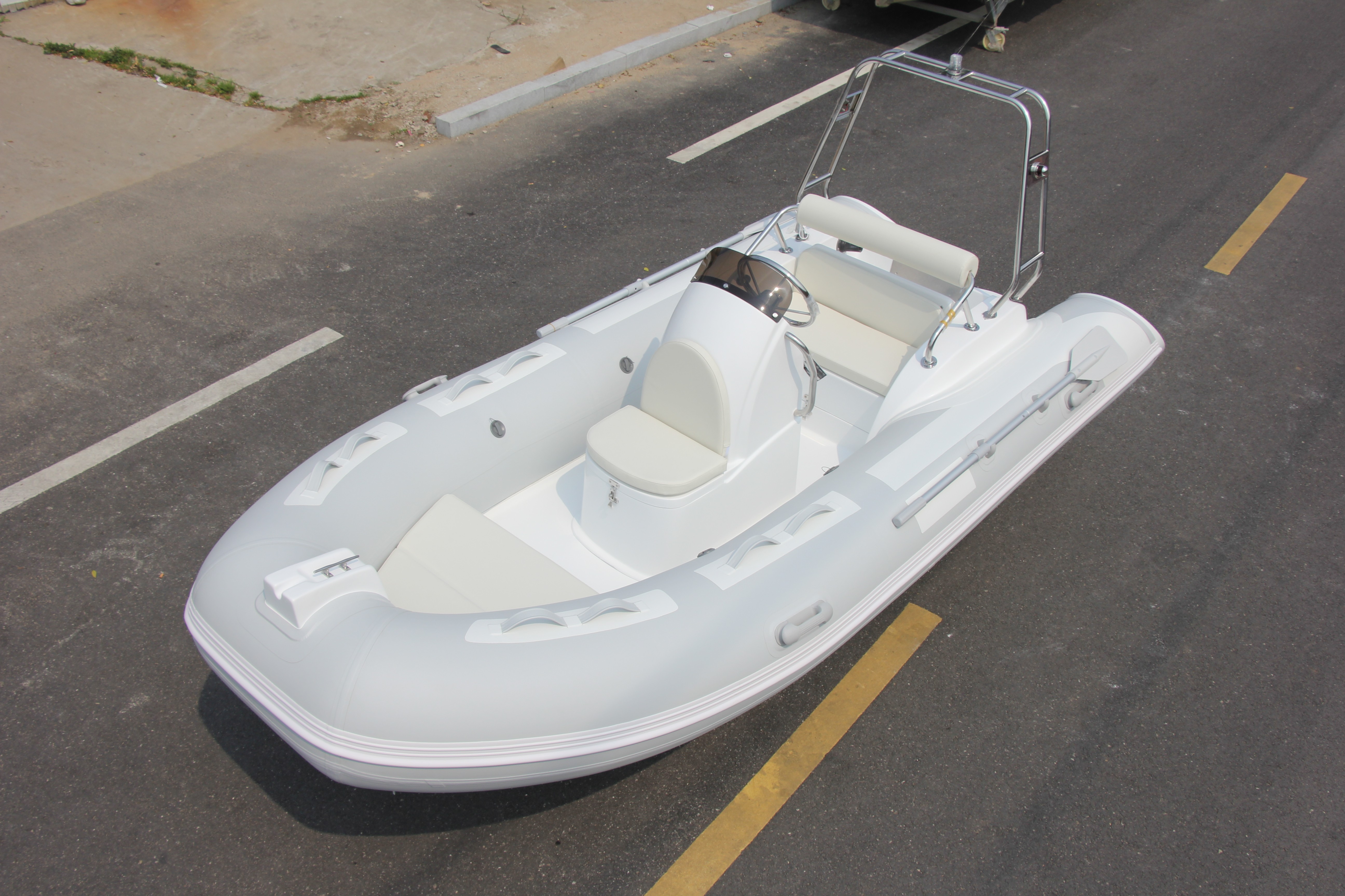 RIB Inflatable Boat Luxury Fib - Fishing Boat Fiberglass のレビューと価格